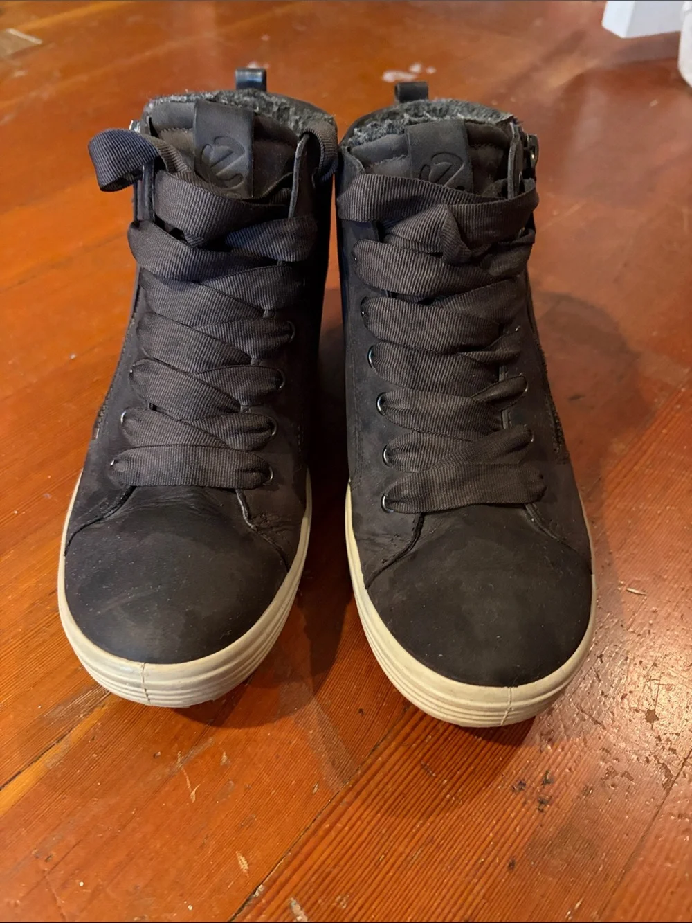 Ecco Chocolate Brown High-Top Winter Boots with Cream Sole